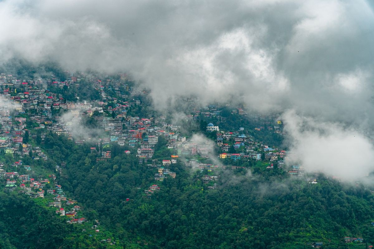 Whispers of Kanchenjunga - Darjeeling/Sikkim